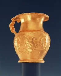 Tazza, c.380-350 a.C.